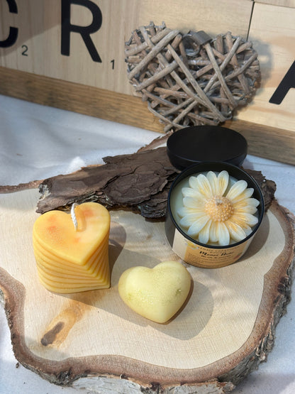 Coffret Cadeau Bougies et Fondant – Cire d'Olive Naturelle | Âme Sœur, Bois de Rose, Fleur de Cerisier ou Poussière de Fée