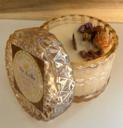 Bougie Parfumée MIRABELLE avec Fleurs Séchées – Pot en Verre Artisanal | Cadeau Déco Original Fait Main